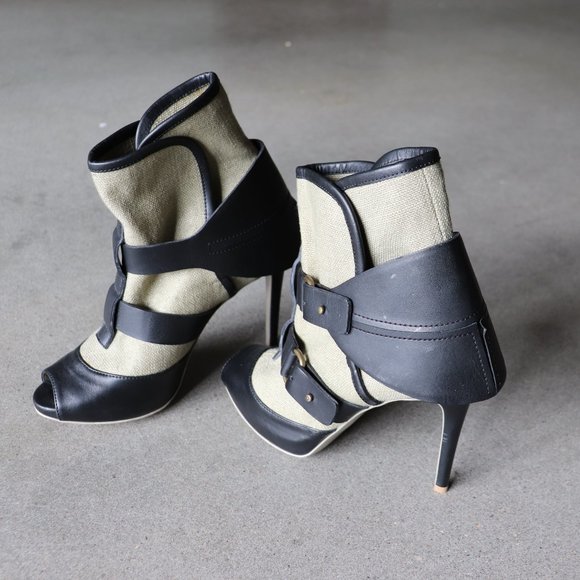 Stella McCartney Gray Ladsun Canvas Ankle Boots 7 - Picture 2 of 8